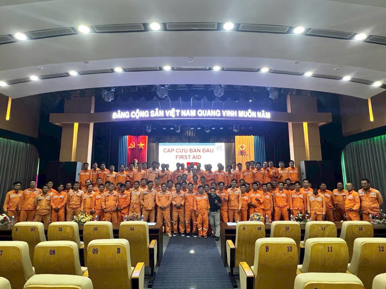 Nhà máy công nghiệp
